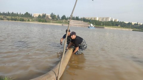 Gəncədə süni göldə suyun səviyyəsi yenidən artıb