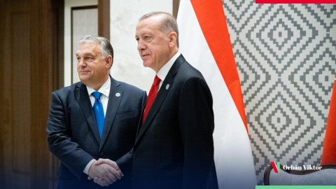Viktor Orban Ərdoğanı TƏBRİK ETDİ