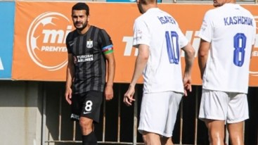 Emin Mahmudovun “Neftçi”də 50-ci qolu