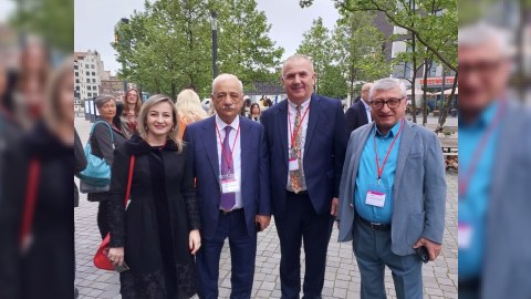 Səttar Möhbalıyev Berlində keçirilən qurultayda - FOTOLAR