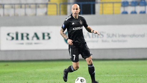 “Qarabağ” Almeyda ilə müqavilənin müddətini uzatdı