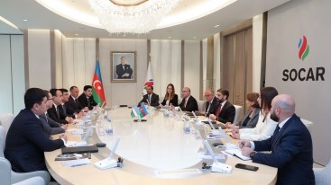 Azərbaycan və Özbəkistan neftlə bağlı protokol imzaladı