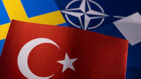 İsveç 1 ay ərzində NATO-ya üzv ola bilər