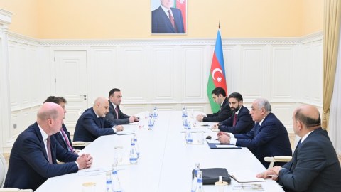 Əli Əsədov BP-nin nümayəndə heyəti ilə görüşüb