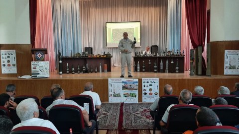 Laçın və Kəlbəcərdəki fermerlərə təlim keçirilir - FOTOLAR