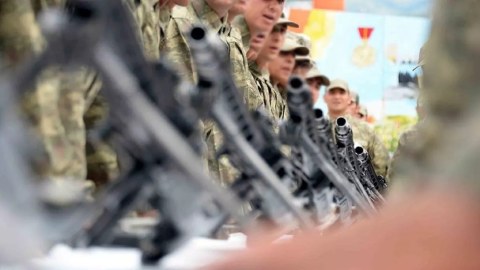 Türkiyə Kosovaya qoşun göndərir
