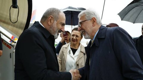 Paşinyan Türkiyədədir - İLK SƏFƏR