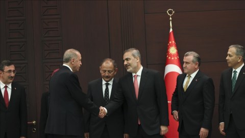 Qardaş ölkənin ən gənc və ən yaşlı naziri