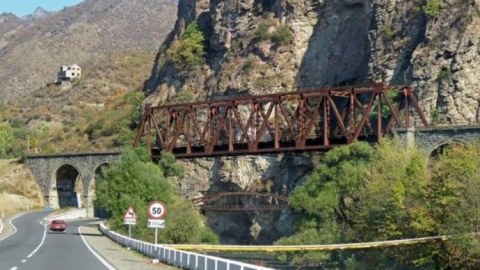 Hansı ölkələr Zəngəzur dəhlizinin açılmasını İSTƏMİR?