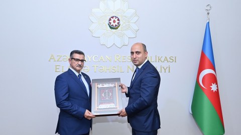 Novruz Aslan Emin Əmrullayevlə görüşüb