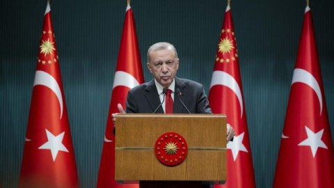 Konstitusiyaya dəyişiklik təkliflərini təqdim edəcəyik - Ərdoğan 