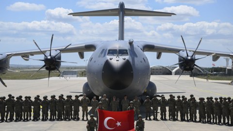 Türkiyə hərbçilərinin Kosovoya göndərilməsi başa çatdı