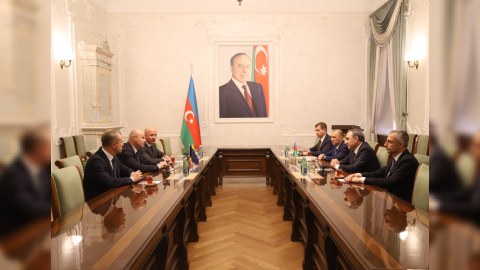 Kamran Əliyev Xüsusi İstintaq Komitəsinin nümayəndələri ilə görüşüb