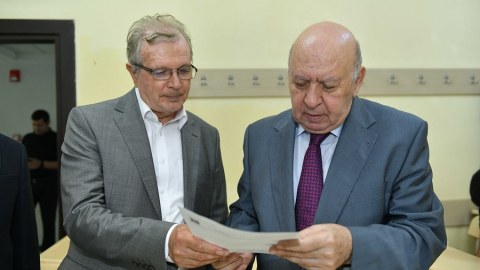 Rektor imtahan sessiyasının gedişi ilə tanış olub -FOTOLAR