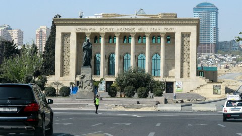 “Azdrama”ya qarşı dələduzluq - Saxta biletlər satılır  