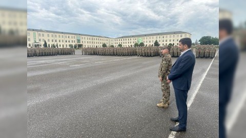 Dövlət Komitəsinin nümayəndələri hərbçilərlə görüşdə