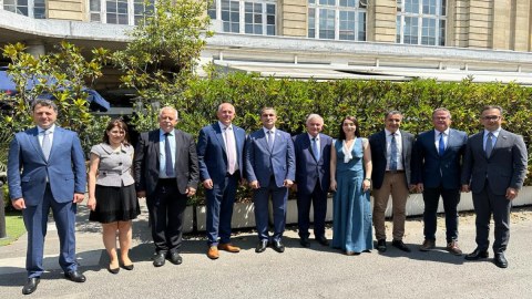 Azərbaycan deputatları fransalı həmkarları ilə görüşüblər