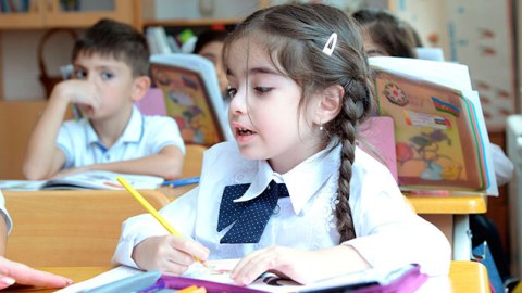 110 mindən çox uşaq I siniflərə yerləşdirilib