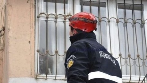 Xilasedicilər intihar cəhdinin QARŞISINI ALDI