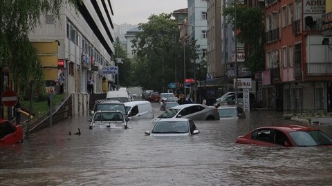 Ankaranı su basdı