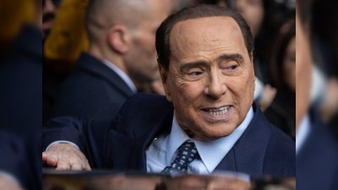 Silvio Berluskoni vəfat etdi
