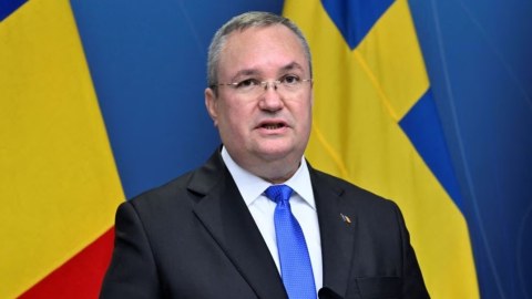 Rumıniyanın Baş naziri istefa verdi 