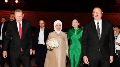 Ərdoğanın şərəfinə verilən ziyafətdən görüntülər