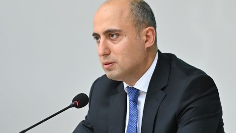 Nazir “Son zəng”ə görə Naxçıvana gedir