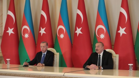 Prezidentlər mətbuata bəyanatla çıxış ediblər - FOTOLAR