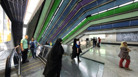 Tehran metrosunda hadisə - 18 nəfər yaralandı 