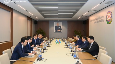 Azərbaycanla Özbəkistan arasında vacib müzakirə