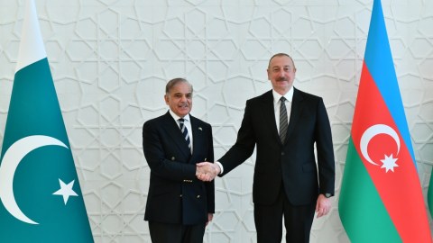 İlham Əliyev Pakistanın Baş nazirinə təşəkkür etdi