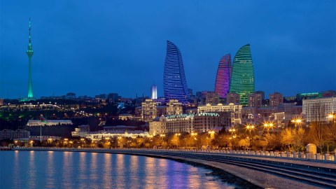 Pakistanın Baş naziri Bakını TƏRİFLƏDİ