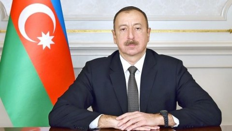 Prezident səhiyyə işçilərini təltif etdi - SİYAHI