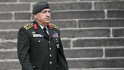 Güler niderlandlı həmkarı ilə regional təhlükəsizliyi müzakirə etdi - VİDEO