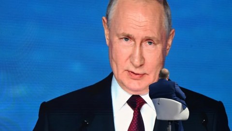 Yəhudi dostlarım deyir ki, Zelenski yəhudi deyil - Putin