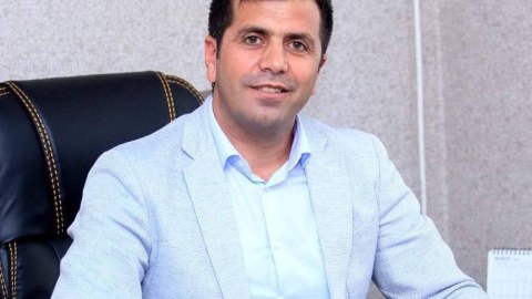 Akademikdən Elşad Eyvazlıya yubiley TƏBRİKİ