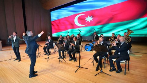 Dünyadakı Azərbaycanlı Təbiblərin Simpoziumu başladı - FOTO
