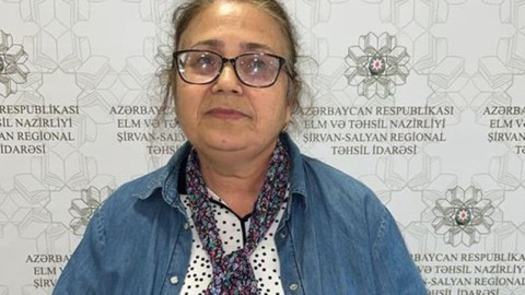 57 yaşlı müəllim imtahanda 60 bal yığdı - FOTO