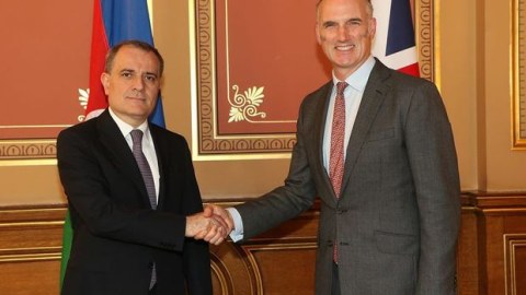 Britaniyalı nazirdən Azərbaycanla bağlı PAYLAŞIM