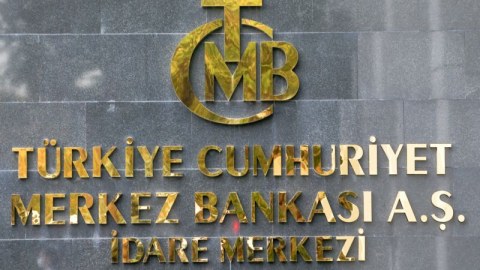 Türkiyədə uçot dərəcələri artırıldı - 26 ay sonra ilk dəfə