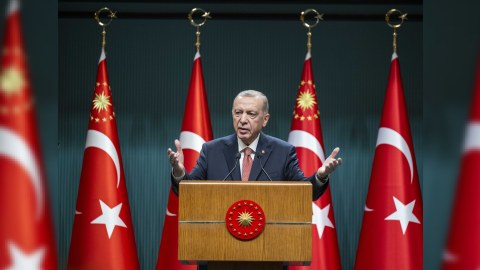 Ərdoğan 68 nəfəri nazir müavini TƏYİN ETDİ