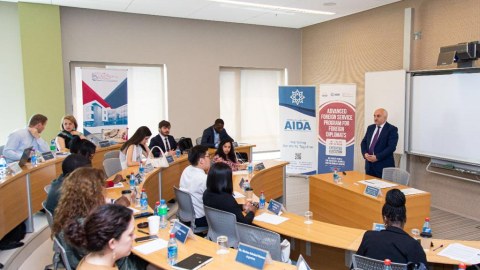 Diplomatlara Böyük Qayıdış haqqında məlumat verildi
