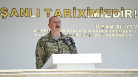 Ermənistanla sərhəd boyunca əlverişli mövqelərə sahibik