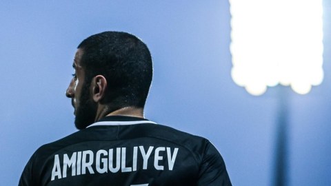 Millimizin sabiq futbolçusu karyerasını başa vurdu