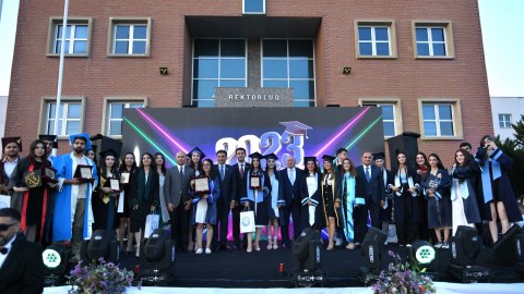 Bakı Mühəndislik Universitetində “Məzun günü” - FOTOLAR