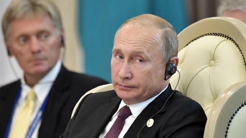 Putin Moskvanı tərk edib? - Peskovdan açıqlama
