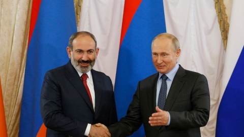 Paşinyan Putinlə Rusiyadakı hadisələri müzakirə edib