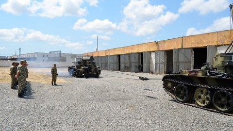 Zirehli tank xidməti rəisləri toplandı - FOTO