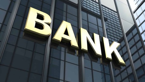 Bayram günlərində işləyəcək bankların SİYAHISI